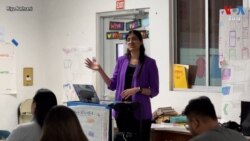 គ្រូ​ប្រើ​បច្ចេកវិទ្យា​ដើម្បី​ភ្ជាប់​គម្លាត​នៃ​ការ​អប់រំ​នៅ​លើ​កោះ​ក្នុង​មហាសមុទ្រ​ប៉ាស៊ីហ្វិក