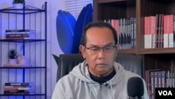 FILE - Saiful Mujani, pendiri SMRC. (VOA/Petrus Riski).