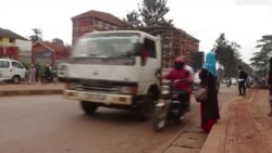 Sudanese refugees in Uganda learn English to adapt to new society