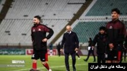 خروج پاکو خمس و دستیارانش از ایران پس از حملات موشکی جمهوری اسلامی به اسراییل