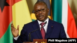 Le président bissau-guinéen Umaro Sissoco Embalo en Afrique du Sud.