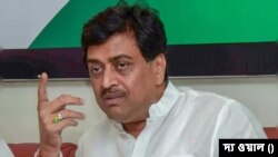 কংগ্রেসের প্রবীণ নেতা অশোক চহ্বাণ দল ছাড়ছেন।