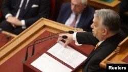 হাংগেরির প্রধানমন্ত্রী ভিকটর ওর্বান সংসদে বক্তব্য রাখছেন। বুদাপেস্ট, ২৬ ফেব্রুয়ারি ২০২৪। 