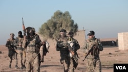 SDF fighters Deirezor countryside chasing ISIS 