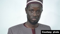 Bassirou Diomaye Faye est le candidat du Pastef, le parti dissous d'Ousmane Sonko.