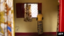 Depuis mi-janvier, plus de 70 témoignages anonymes comportant des accusations d'agression sexuelle ont été relayés sur les réseaux sociaux par un blogger camerounais.