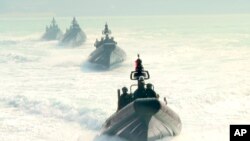 Kapal serbu dalam latihan angkatan laut di Kaohsiung, Taiwan Selatan, Rabu, 31 Januari 2024. Taiwan mengadakan latihan militer musim semi setelah pemilihan presiden baru-baru ini dan di tengah ancaman dari China. (AP/Johnson Lai)