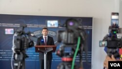 Прес-конференција на министерот за надворешни работи на Северна Македонија, Бујар Османи, во Скопје, Северна Македонија, на 14 април, 2024 година.