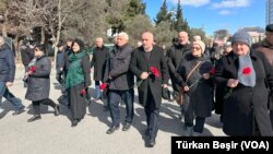 Müsavat Partiyasının üzvləri Xocalı qurbanlarını anır