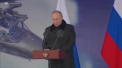 Russia Takes Center Stage in US Political Battle