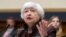 ARCHIVO - La secretaria del Tesoro, Janet Yellen, testifica ante un Comité de Servicios Financieros de la Cámara de Representantes el 6 de febrero de 2024 en Washington. El 20 de mayo de 2024, dijo que Estados Unidos no apoya un impuesto global a los ultrarricos.