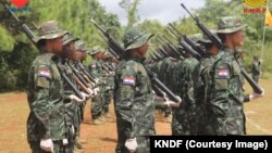 ကရင်နီတပ်မတော် KNDF ဗျူဟာ(၄)ရဲ့ "စည်းရိုး" Project မှ ရရှိလာသော လက်နက်များအပ်နှင်းပွဲ အခမ်းအနား (ဩဂုတ် ၂၅၊ ၂၀၂၃)