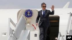 U.S. Secretary of State Antony Blinken arrives at the airport in Amman, Jordan, April 30, 2024.