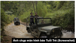 Ảnh tư liệu - Du khách tham gia một tour du lịch khám phá tại Lâm Đồng