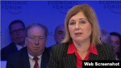 欧盟委员会主管价值和政策透明的执委会副主席薇拉·乔洛娃（Vera Jourova）2024年1月17日在瑞士达沃斯出席世界经济论坛