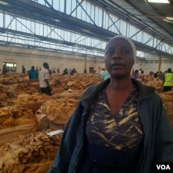 Omunye wabathengisa igwayi