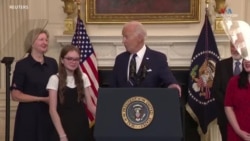 Բայդենը ազատ արձակված լրագրող Կուրմաշևայի դստեր համար «Happy Birthday» է երգում 