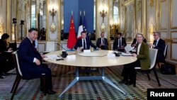 На 6-ти мај 2024 година, францускиот претседател Емануел Макрон одржа средба со кинескиот претседател Шји Џинпинг и претседателката на Европската комисија Урсула фон дер Лејен, кои беа во државна посета на Франција.