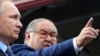 US, UK Aim Sanctions at Russian Oligarchs' Finance Networks