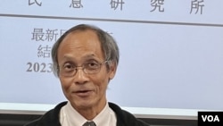 香港民意研究所行政總裁鍾庭耀。(美國之音/湯惠芸)