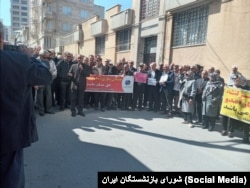 اعتراض بازنشستگان در کرمانشاه، سه‌شنبه ۲۲ اسفند ۱۴۰۲