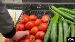 Кај некои производи бруто профитната маржа одела и до 70 проценти, соопшти директорот на пазарната инспекција, Влатко Стојкоски 