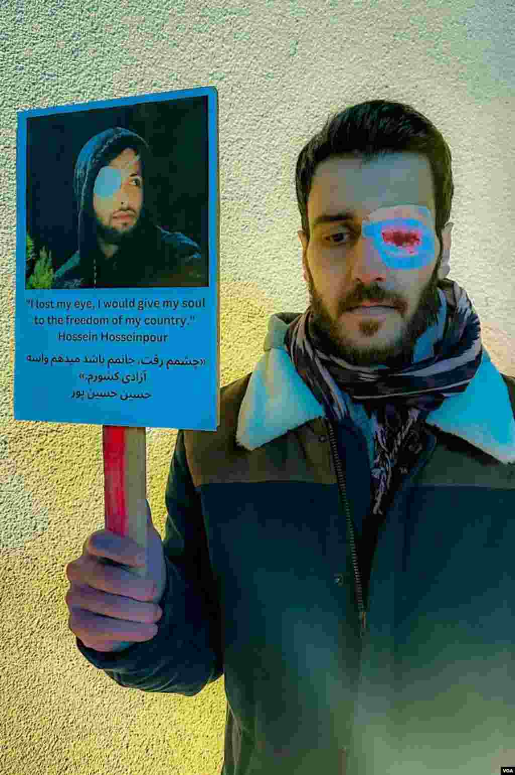  پرفورمنس «چشم‌ها» پاسداشت قربانیان سرکوب معترضان راه آزادی عکاس: حامد ابراهیمی نژاد