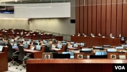 香港立法会23条法案委员会共花43小时完成草案逐条审议及40项条文修订 (美国之音/汤惠芸)