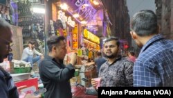 Many now come to the food street in Shaheen Bagh, where some of Delhi's well-known eateries have opened restaurants.