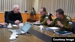 وزیر دفاع اسرائیل در جلسه با مقامات ارشد ارتش
عکس: وزارت دفاع اسرائیل