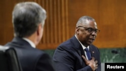 Ако сега се повлечеме наеднаш, Путин само ќе стане посилен и ќе биде успешен во тоа што сака да го прави, вели шефот на Пентагон