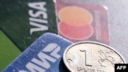 Все більше країн світу обмежують співпрацю з російськими банками