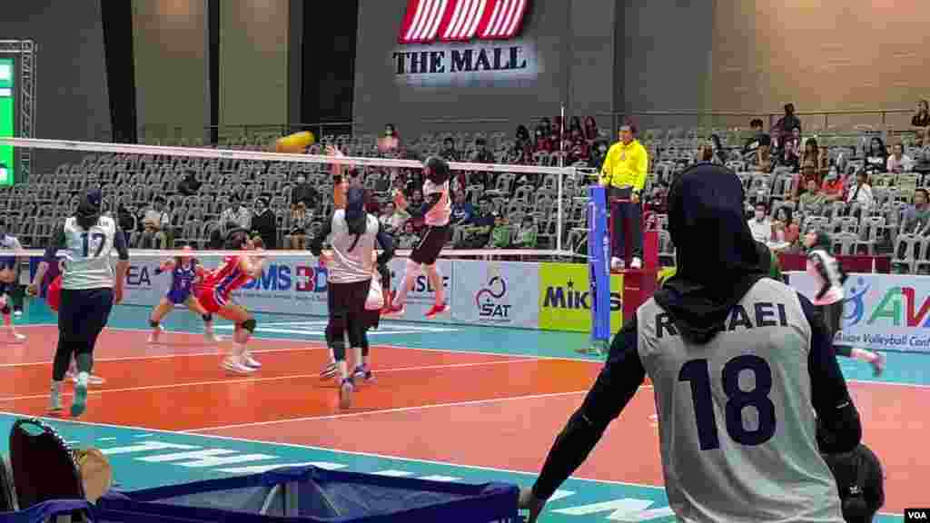 نخستین پیروزی تیم ملی والیبال زنان ایران در رقابت‌های قهرمانی آسیا 