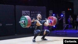 El pesista cubano Ramiro Mora durante la competencia en el Campeonato de Halterofilia de 2023. [Foto: Cortesía del entrevistado]