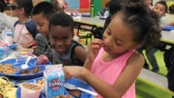 Cantines scolaires au Congo : le PAM invite le gouvernement à s’impliquer davantage 