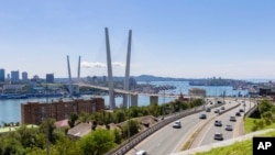 Војникот, кој не е идентификуван, бил стациониран во Јужна Кореја и бил во процес на враќање дома во САД