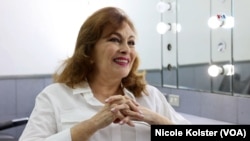 Lupita Ferrer, actriz venezolana, en entrevista con la Voz de América [Foto: Nicole Kolster]