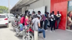 Ta Sanble Yon Avyon Ak Plizyè Kontenjan Polisye Kenya nan Wout pou Ayiti