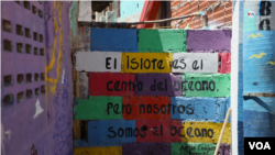 Santa Cruz del Islote es una colorida isla que pertenece a Colombia, donde viven unas 330 familias.