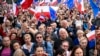 Polish Opposition Holds Massive Warsaw Rally Ahead of Tight Election 