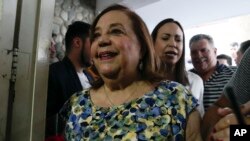 Corina Yoris tras ser nombrada como sustituta de María Corina Machado como candidata de la oposición a la presidencia, en la sede del comando de campaña de Vente Venezuela, en Caracas, el 22 de marzo de 2024.