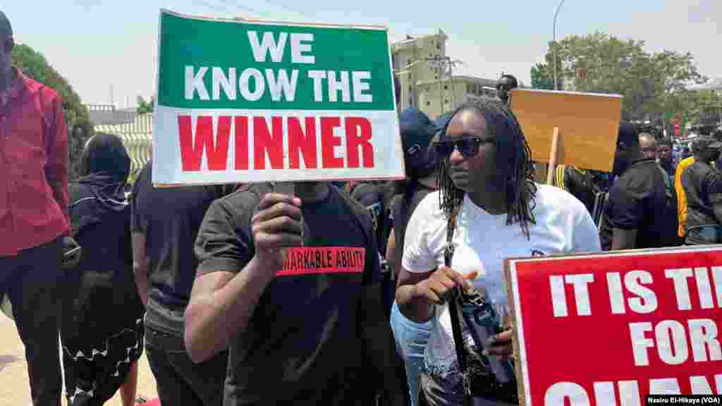 Atiku Ya Jagoranci Zanga-Zangar Lumana Zuwa Ofishin Hukumar Zabe 