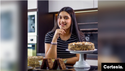 Grecia Sofia Changarotti tiene 13 años y ya es creadora y dueña de su propio emprendimiento. [Foto: Cortesía/Tomado de Instagram]