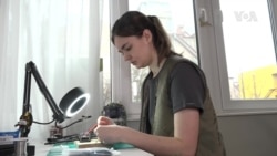 Украински цивили самостојно произведуваат дронови за армијата