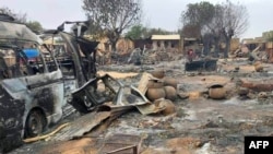 ফাইল- সুদানের উত্তর দারফুর রাজ্যের রাজধানী এল ফাশেরের একটি গবাদি পশুর বাজারে ধ্বংসযজ্ঞ। সেপ্টেম্বর ১, ২০২৩।