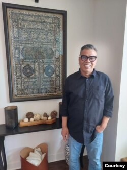 Cing Abdel, pelawak Indonesia yang terkenal sebagai pembawa acara 'Stand Up Comedy Indonesia' (SUCI) dan memiliki 875 ribu subscriber di YouTube. (Foto: Dok Pribadi)