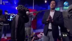 Traumatized by studio raid, Ecuadorian journalist seeks asylum 