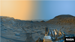 NASA’s Curiosity Mars rover used its black-and-white navigation cameras to capture panoramas at two times of day on April 8, 2023. (Image Credit: NASA/JPL-Caltech)