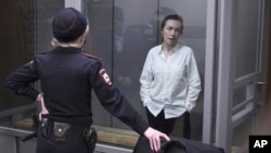 FILE - Alsu Kurmasheva, an editor for the U.S. government-funded Radio Free Europe/Radio Liberty's Tatar-Bashkir Service, attends a court hearing in Kazan, Russia, April 1, 2024.