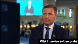 Bộ trưởng Quốc phòng Estonia Hanno Pevkur nói cuộc xâm nhập gần đây của Ukraine vào khu vực Kursk của Nga đang đi đúng hướng nhưng nói thêm rằng Ukraine đang bị trói tay vì họ cần nhiều hệ thống vũ khí hơn.